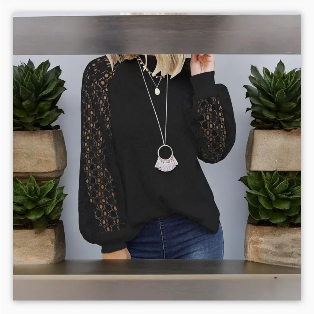 Micro star Women’s Black Lace-Crochet Detail on Sleeve Top -Sz Sm-NWOT🖤☀️ - Picture 6 of 10